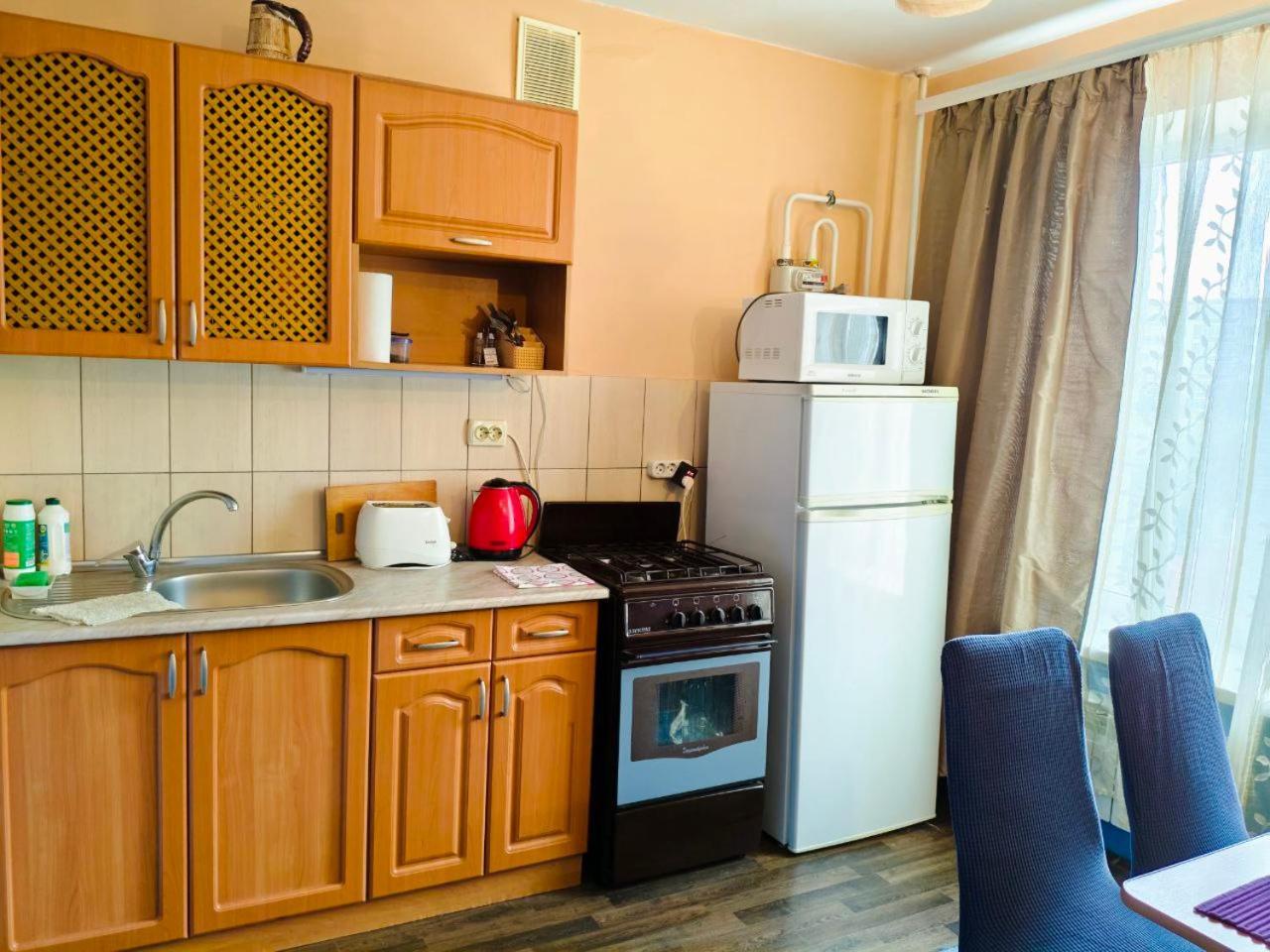 Spacious Apartment With Balcony 크레멘축 외부 사진